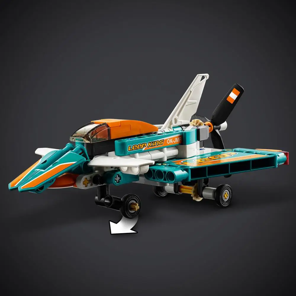 Конструктор LEGO Technic 42117 Гоночный самолёт |
