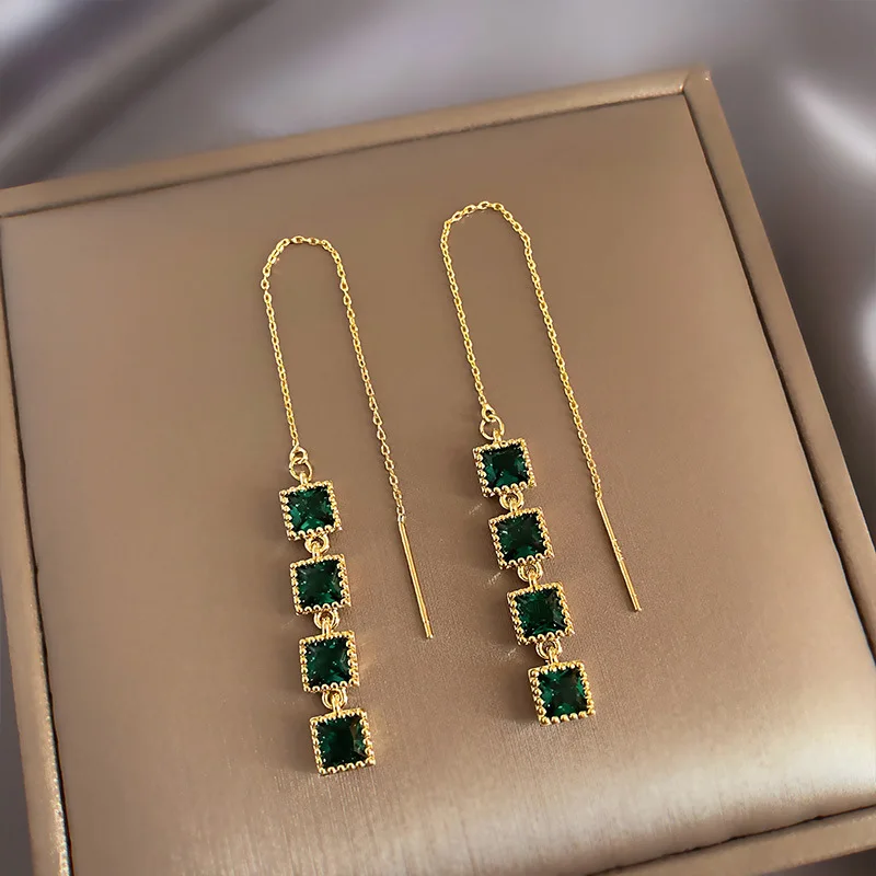 

Gorgeous Green Cubic Zirconia Long Tassel Earrings for Women Noble Wedding Party Earring Luxury Design Elegance Feminine Jewelry
