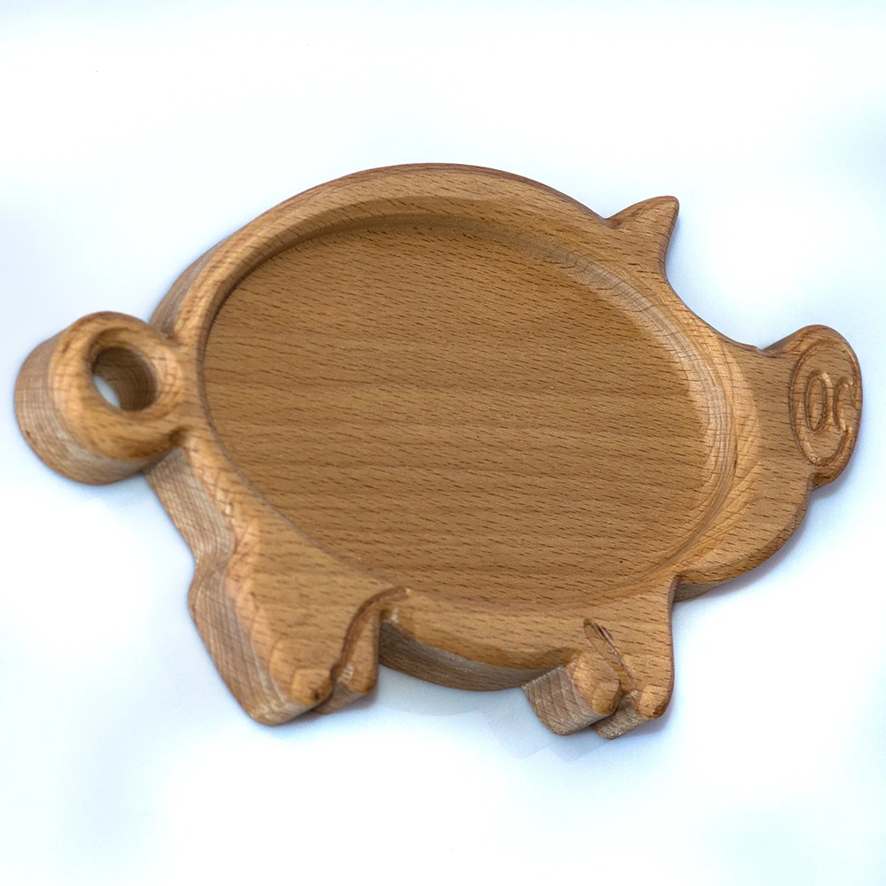 Wooden plate for feeding children pig. Menazhnitsa of beech wood | Мать и ребенок