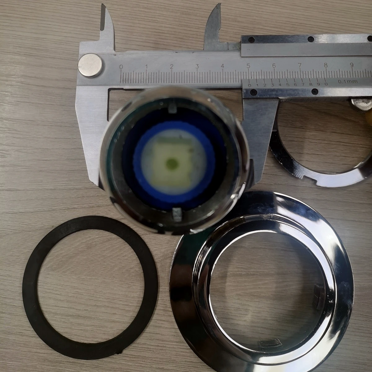 Смеситель для душевой кабины и панели на 1 режим. Кран душ из латуни резьба