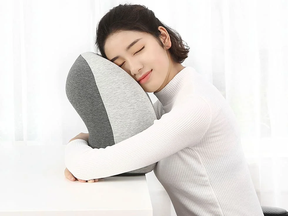 Подушка латексная вертикальная Gege Loves Vertical Nap Pillow (SHT 010 серый)|Подушка| |