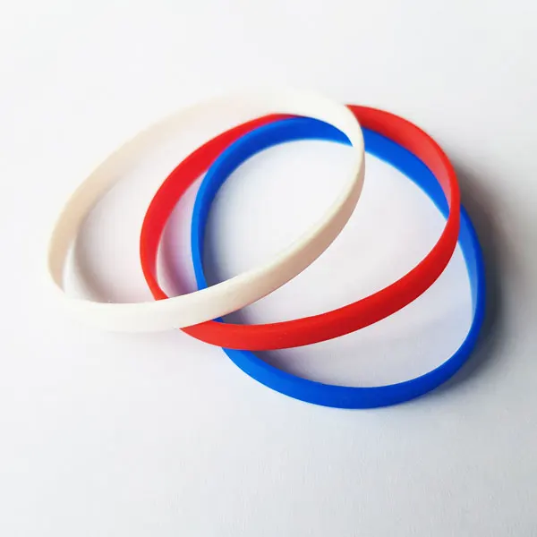 Узкие Силиконовые браслеты. Сет из 3-х штук без логотипа. Палитра триколор |
