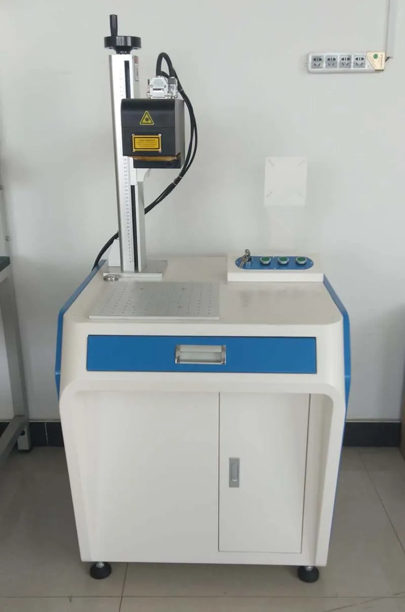 Raycus система опционально с портативной лазерной маркировочной машиной из