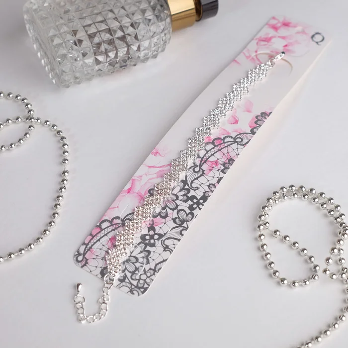 Браслет со стразами 'Маскарад' квадратики цвет белый в серебре 18см (комплект