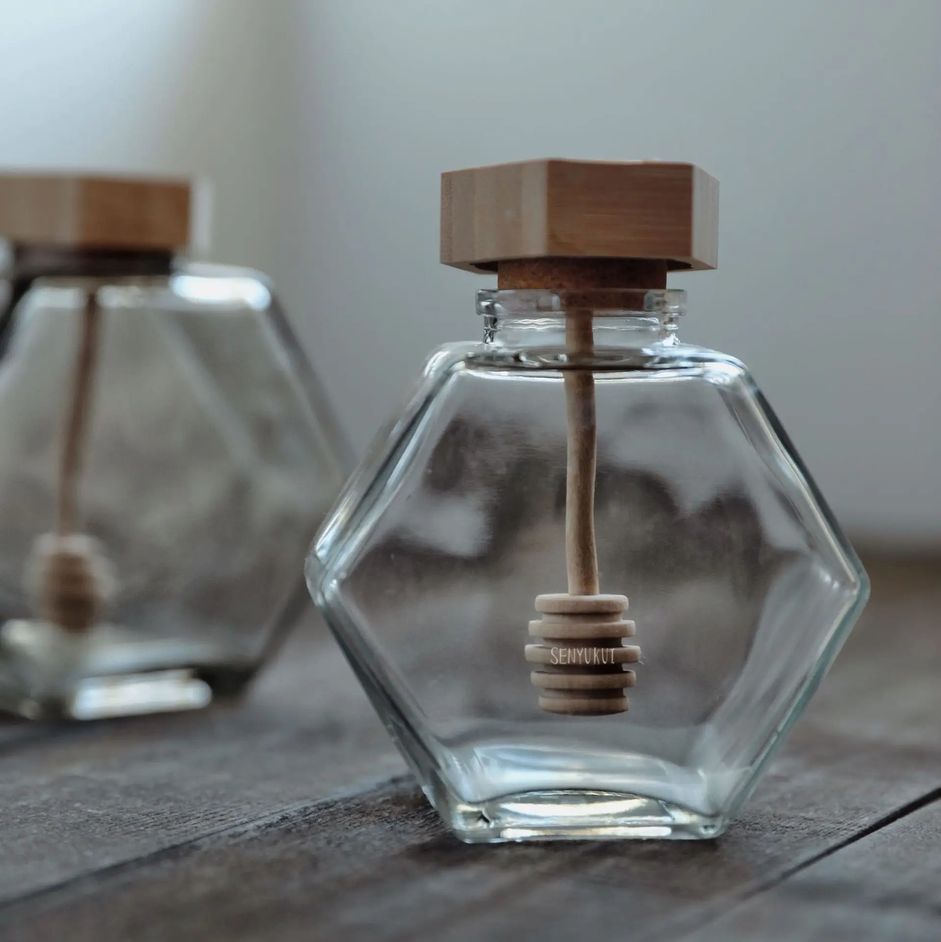 Оптовая продажа стеклянная Шестигранная банка для меда объемом 100 мл 220 380 с