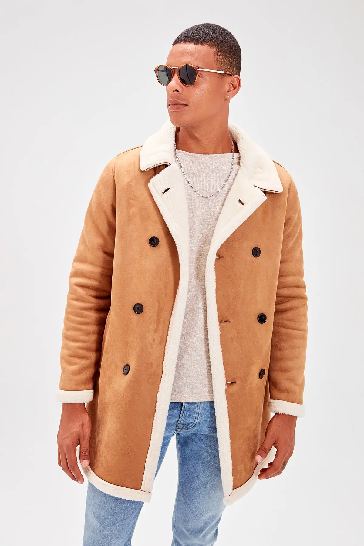 Trendyol Camel Новое мужское ламинированное пальто с карманами на пуговицах спереди