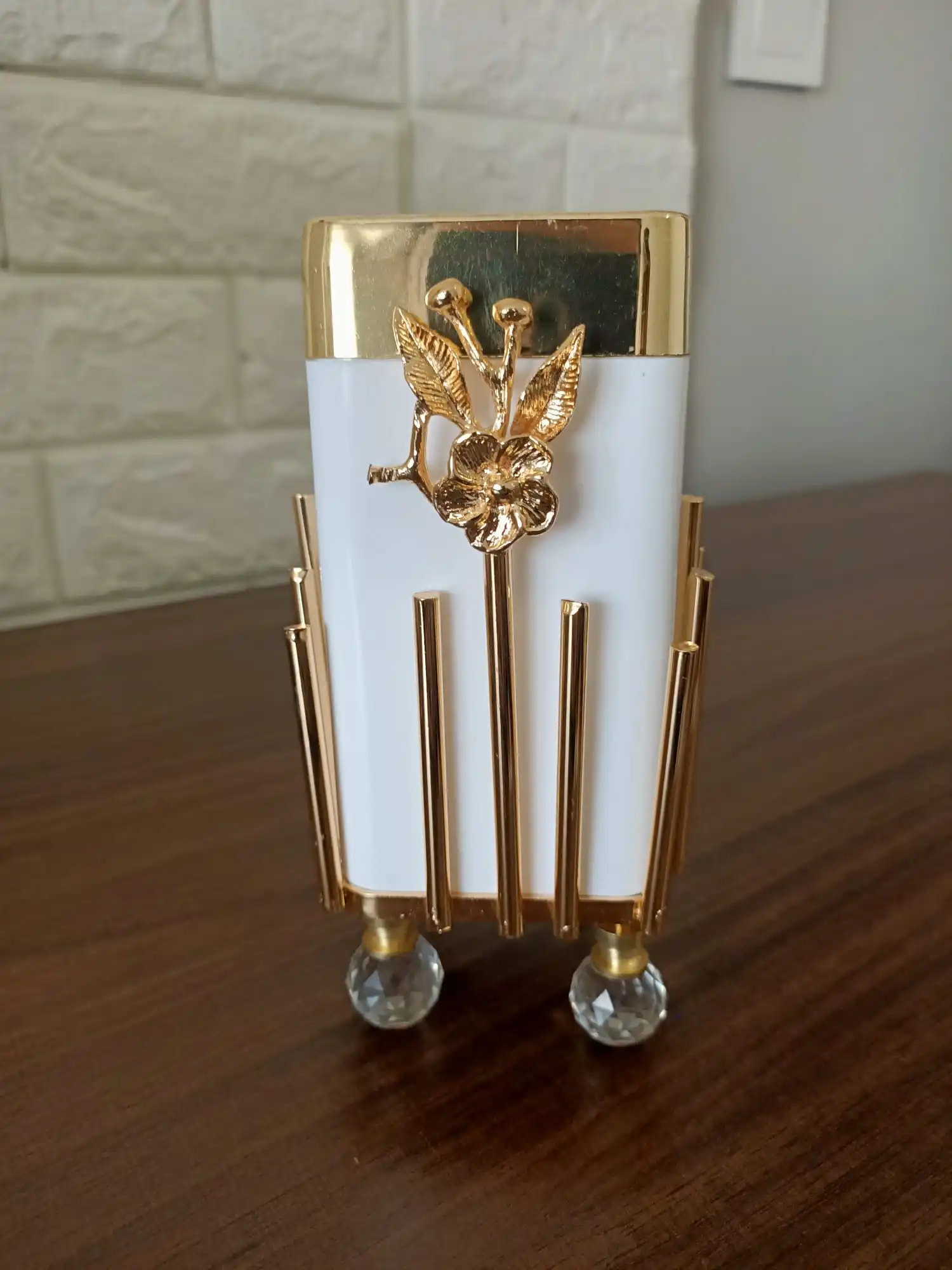 premium bathroom accessories 5 pcs prismatic gold white acrylic thrash binsoap dispenser and dish toilet brushtoothbrush cup free global shipping