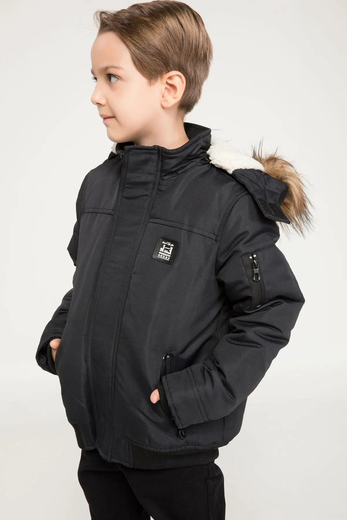 DeFacto/осенне зимняя верхняя одежда черного цвета для мальчиков пальто теплая