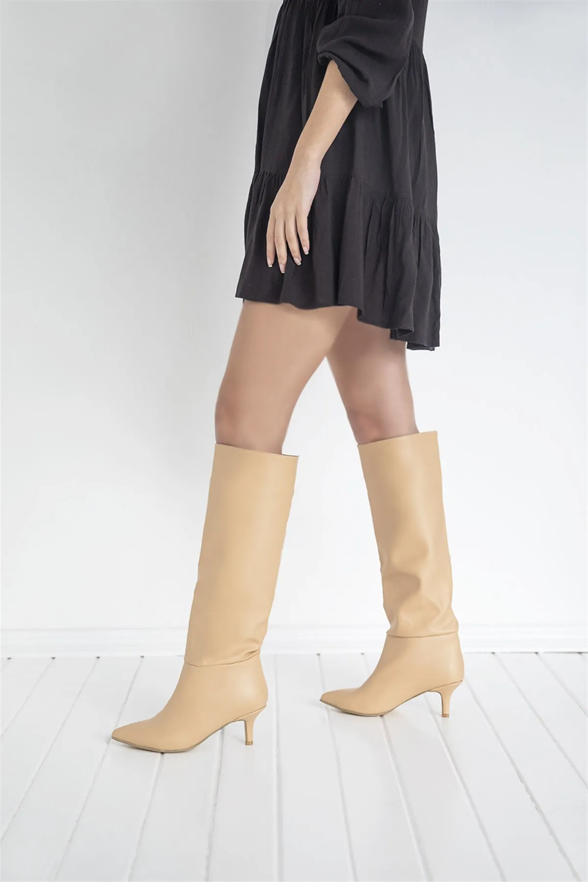 

Handmade Shoes Women's Heeled Leather Boots Black White Nude Colors