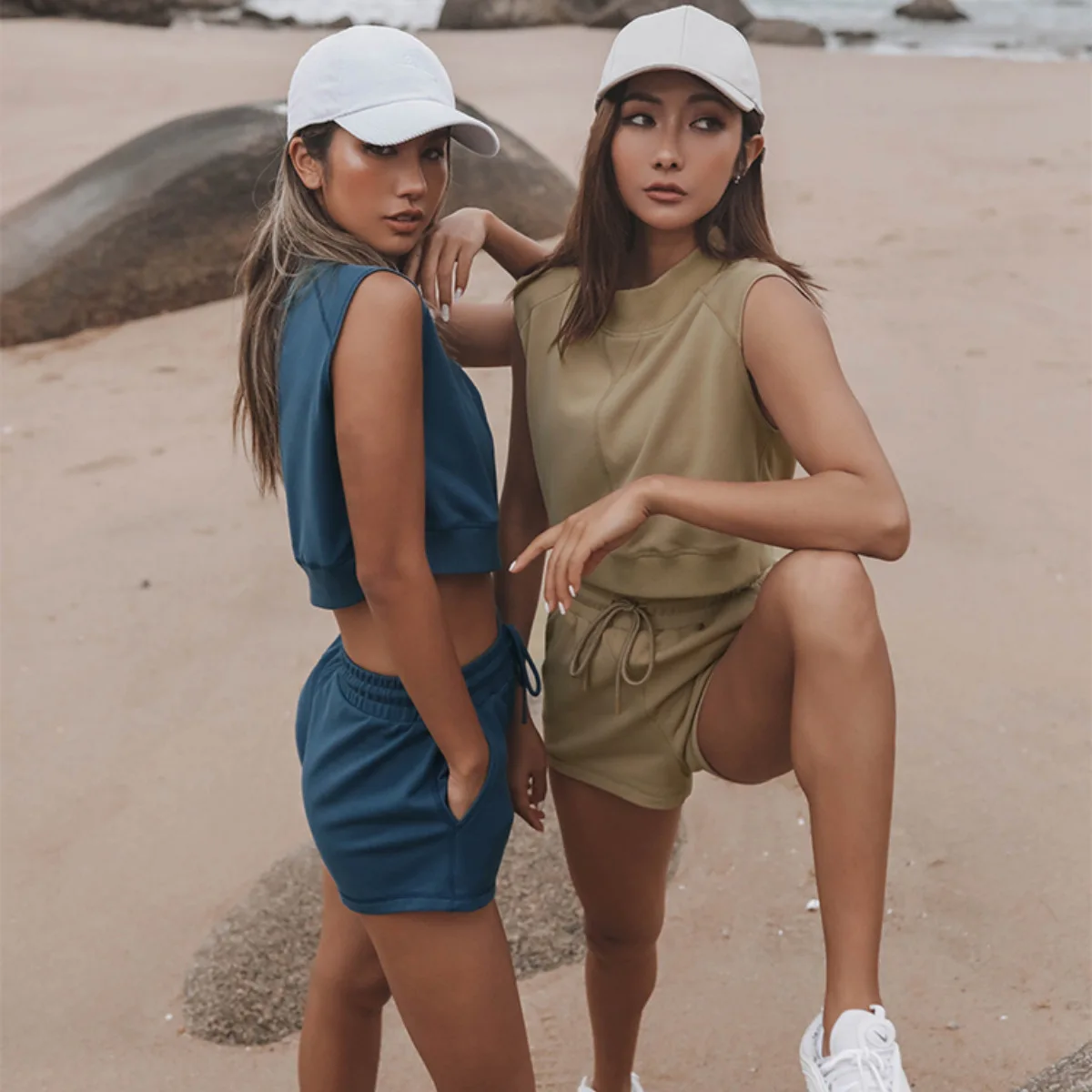 2022 Sports suit stand collar Sleeveless Short Vest High Waist Drawstring Shorts Two Piece Suits Summer Women Sports Outfits