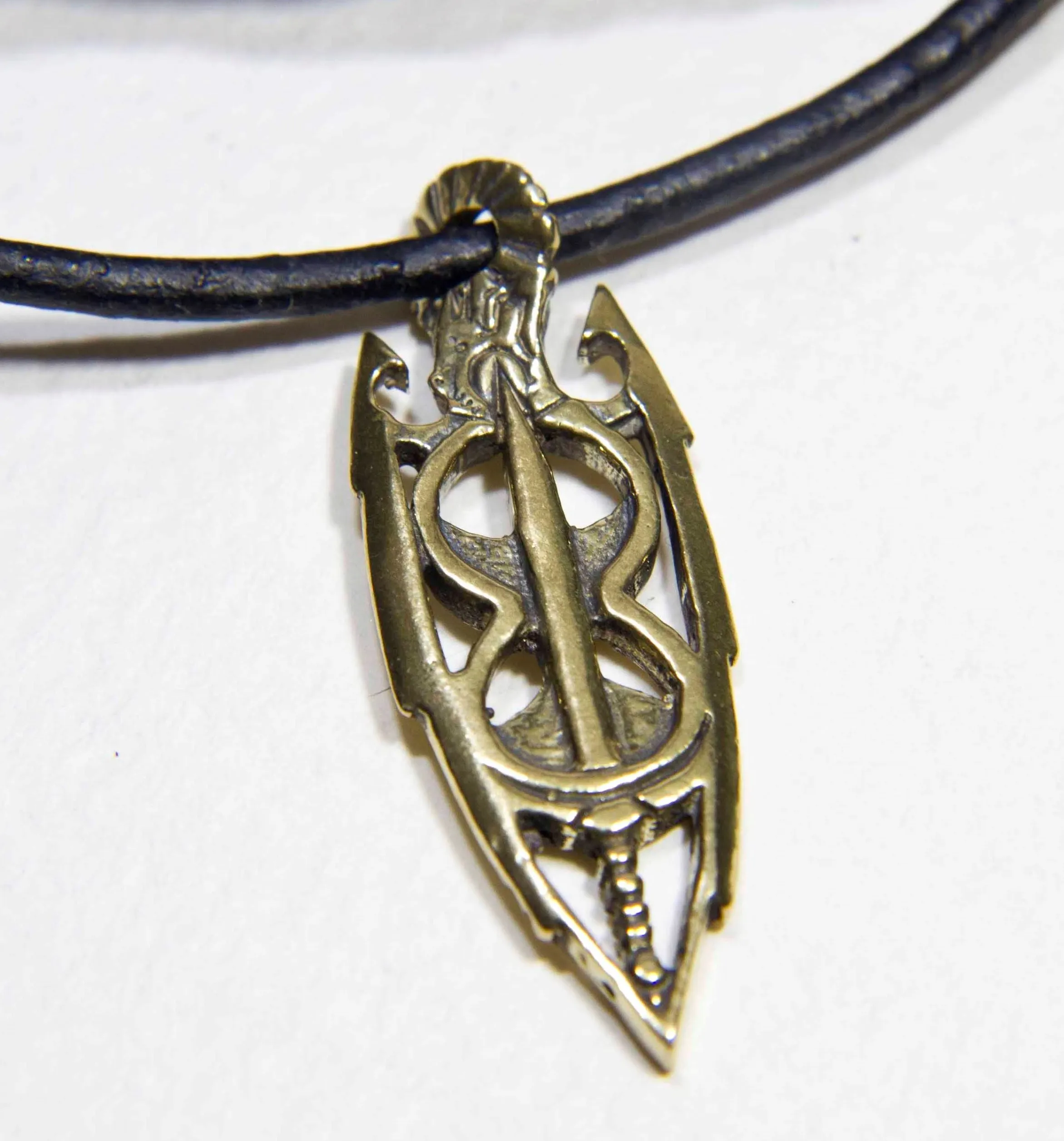 Кулон акатоша. Амулет tes. Знак акатоша. Амулеты из скайрима. Амулеты из скайрима.