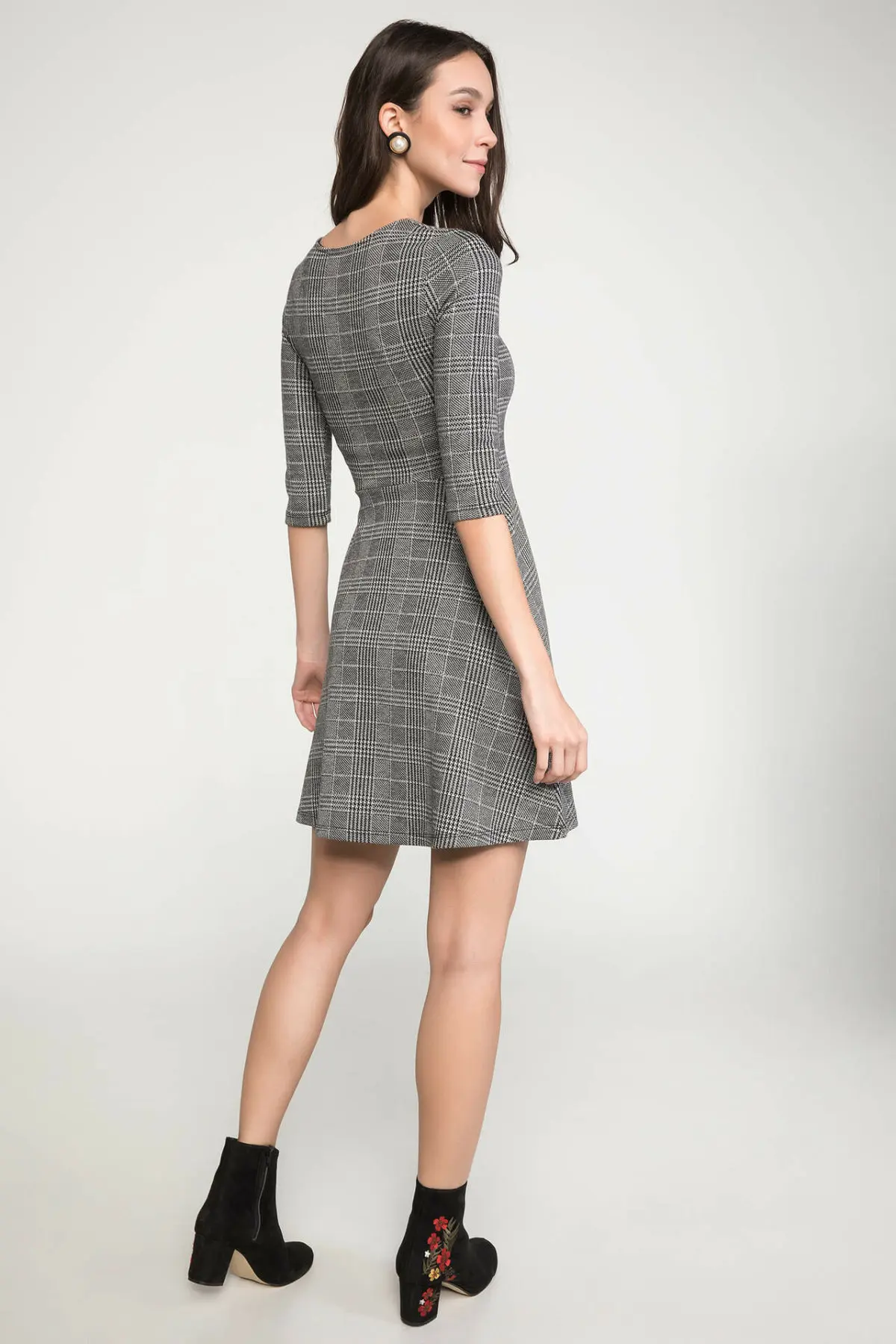 Дефакто Сексуальное Женское клетчатое платье с v образным вырезом для женщин