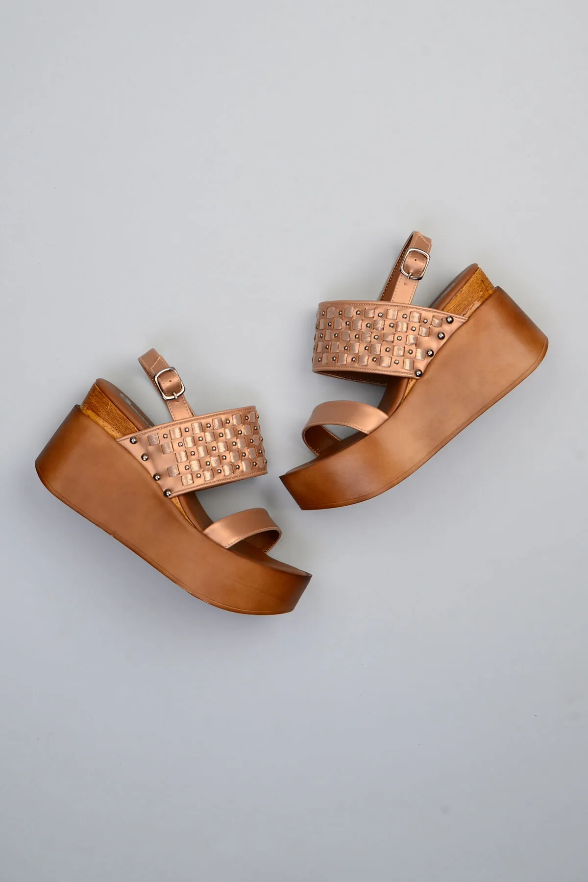 Женские сандалии с розами Bambi F0302369578|Боссоножки и сандалии| |