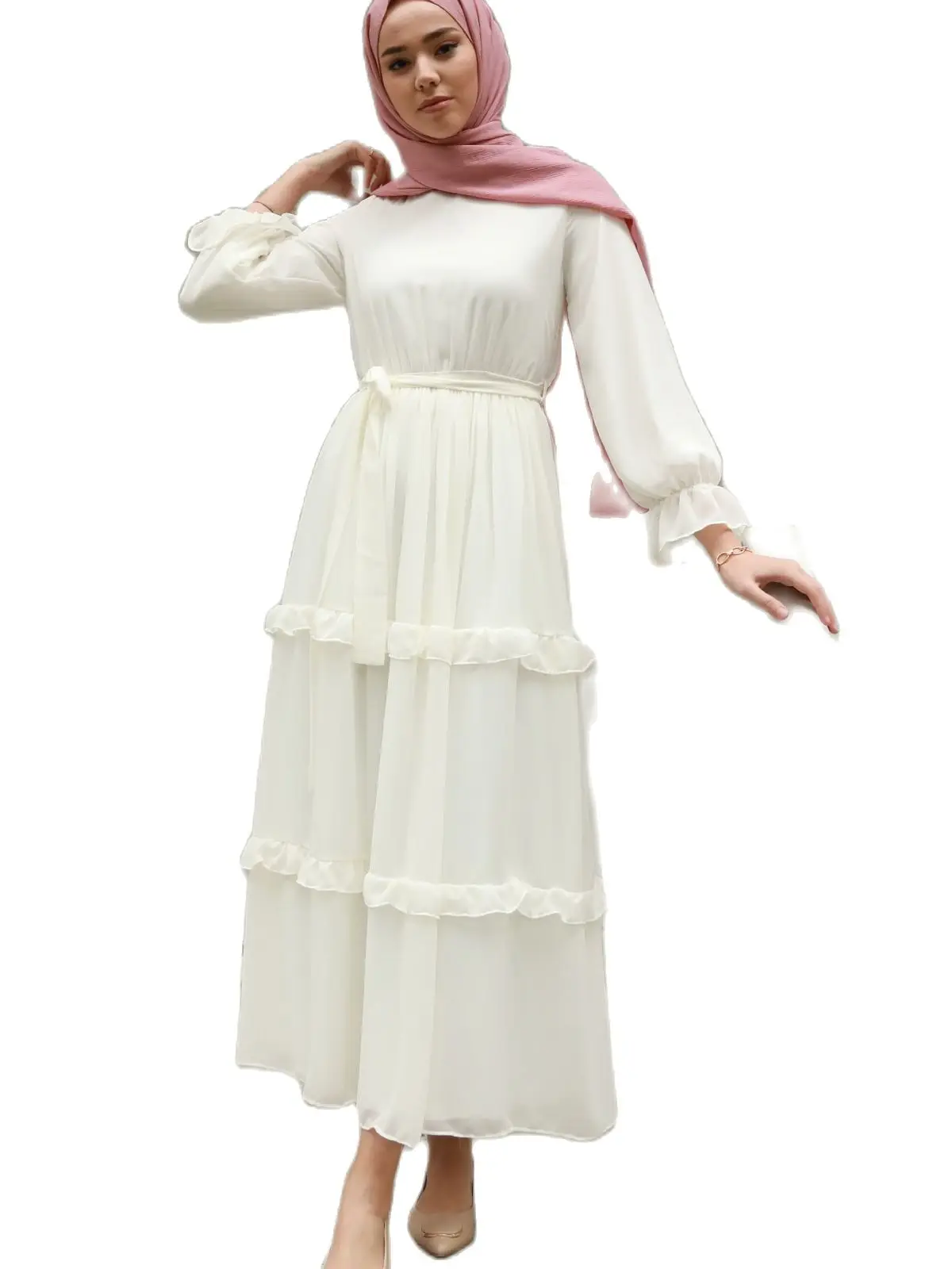 Шифоновое платье с длинными рукавами и рюшами