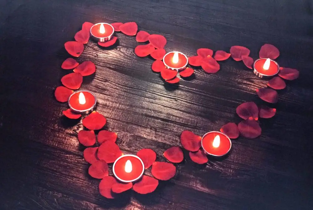 

90 x 60 Centimeters n Size Led Light, Romantic Heart Canvas