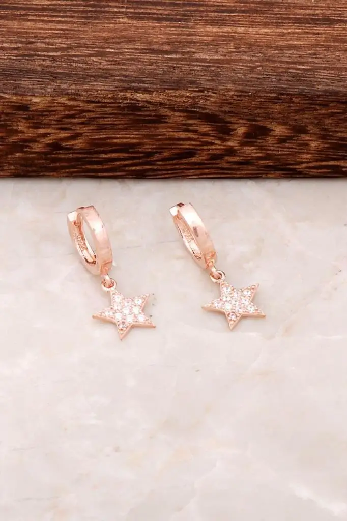 

Женские серьги-кольца из серебра 4438 пробы, с розой