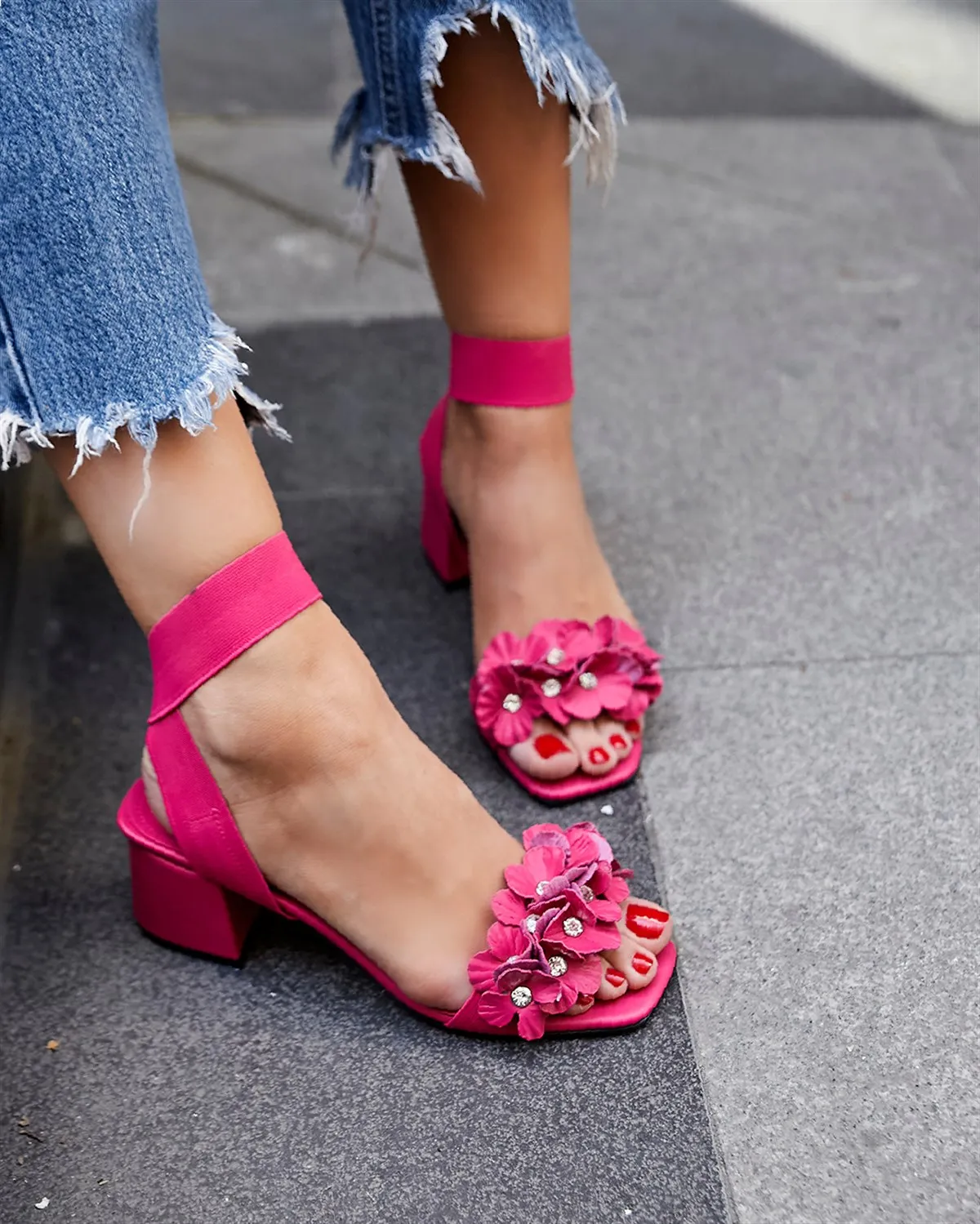 

Beinut New Season Premium Quality Faux Leather Women Heeled Sandal / Shoes with Different Color Options