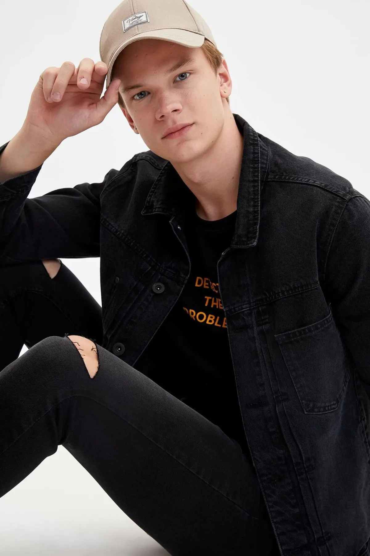 DeFacto Мужская черная джинсовая короткая куртка с отворотом Повседневная Уличная