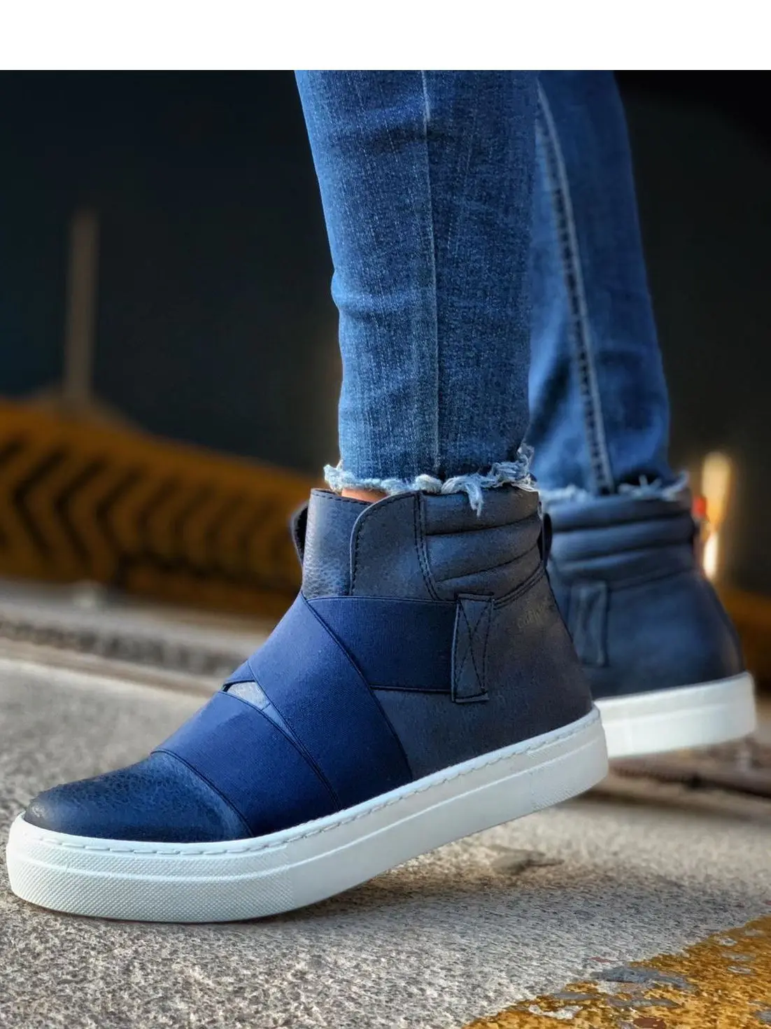

Men's casual shoes men's sneakers men's sneaker male sneakers shoes men shoes yeezy men shoe man sneakers Men's shoes Men shoe