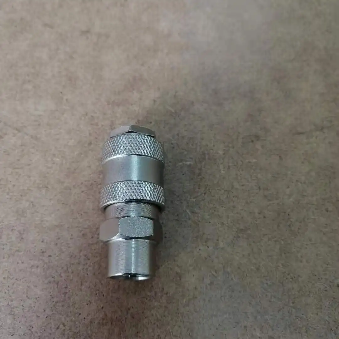 Быстросъемное соединение (БРС- &quotМама&quot) с резьбой 1/4&quot. |