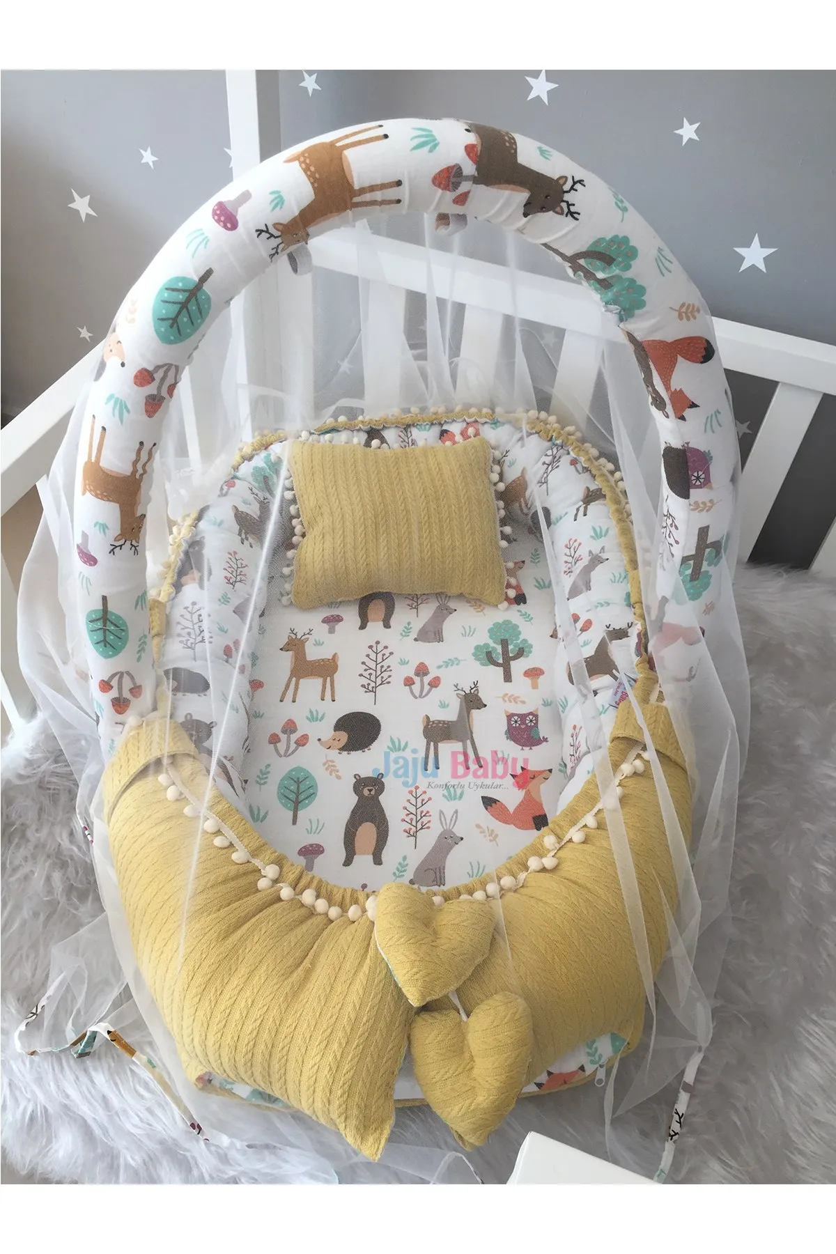 Jaju Baby Handmade Yellow Knit Pique and Forest Muslin Fabric Pompom Babynest Mosquito Net and Toy Apparatus, Portable Baby Bed