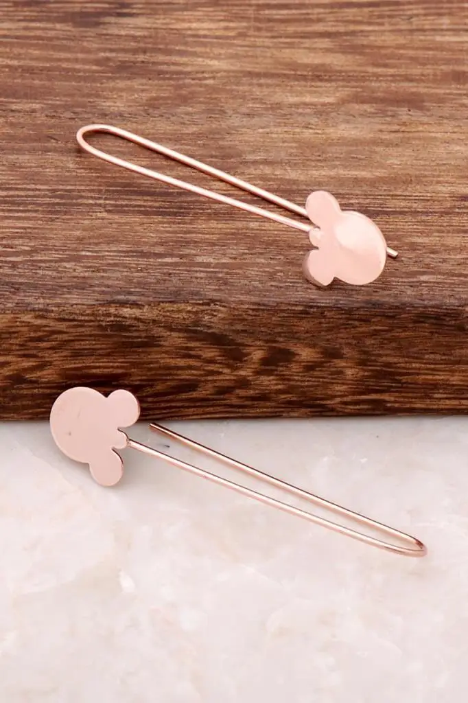 

Серьги из серебра 1437 пробы с изображением Микки Мауса