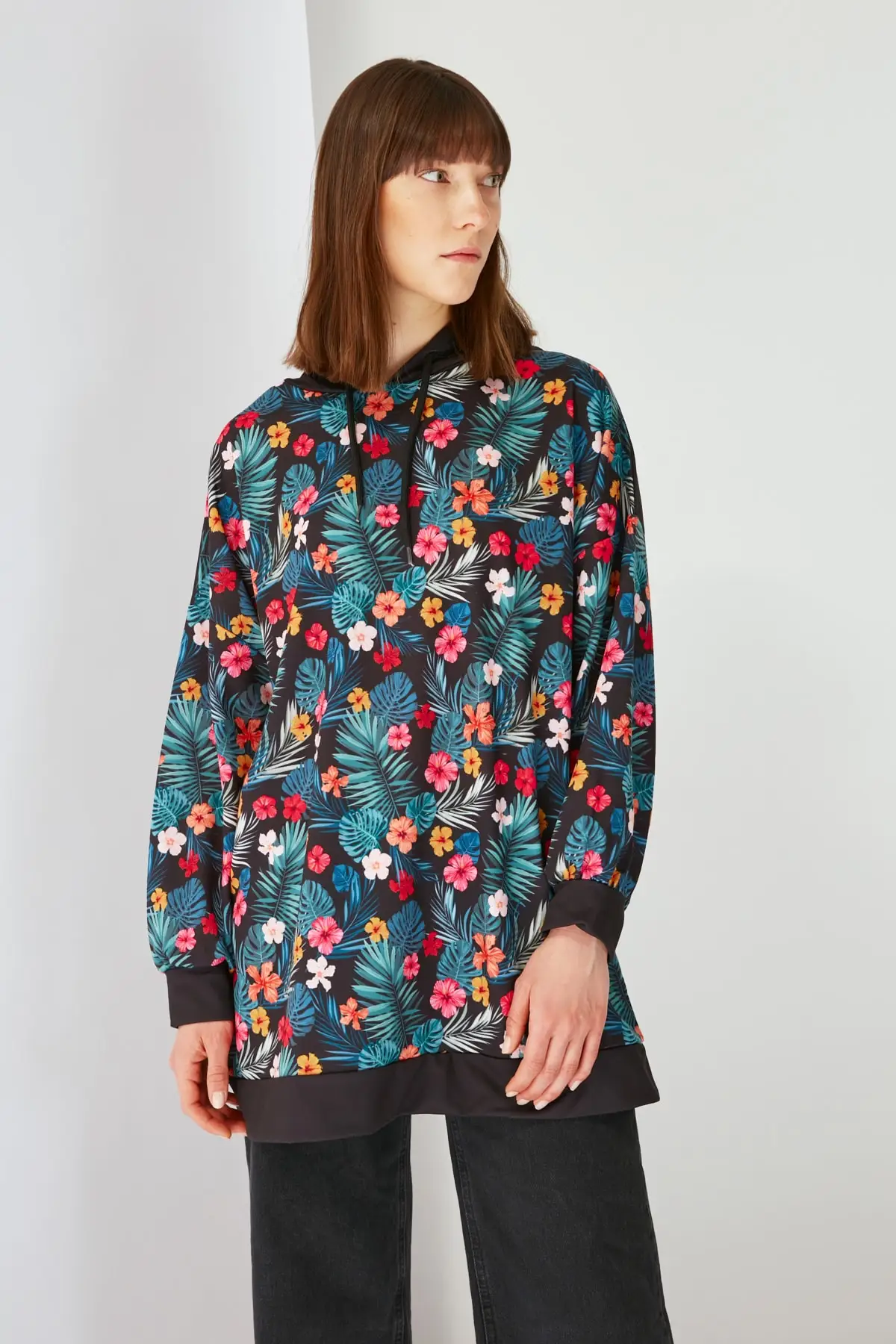

Printed Hooded Knitted Sweatshirt