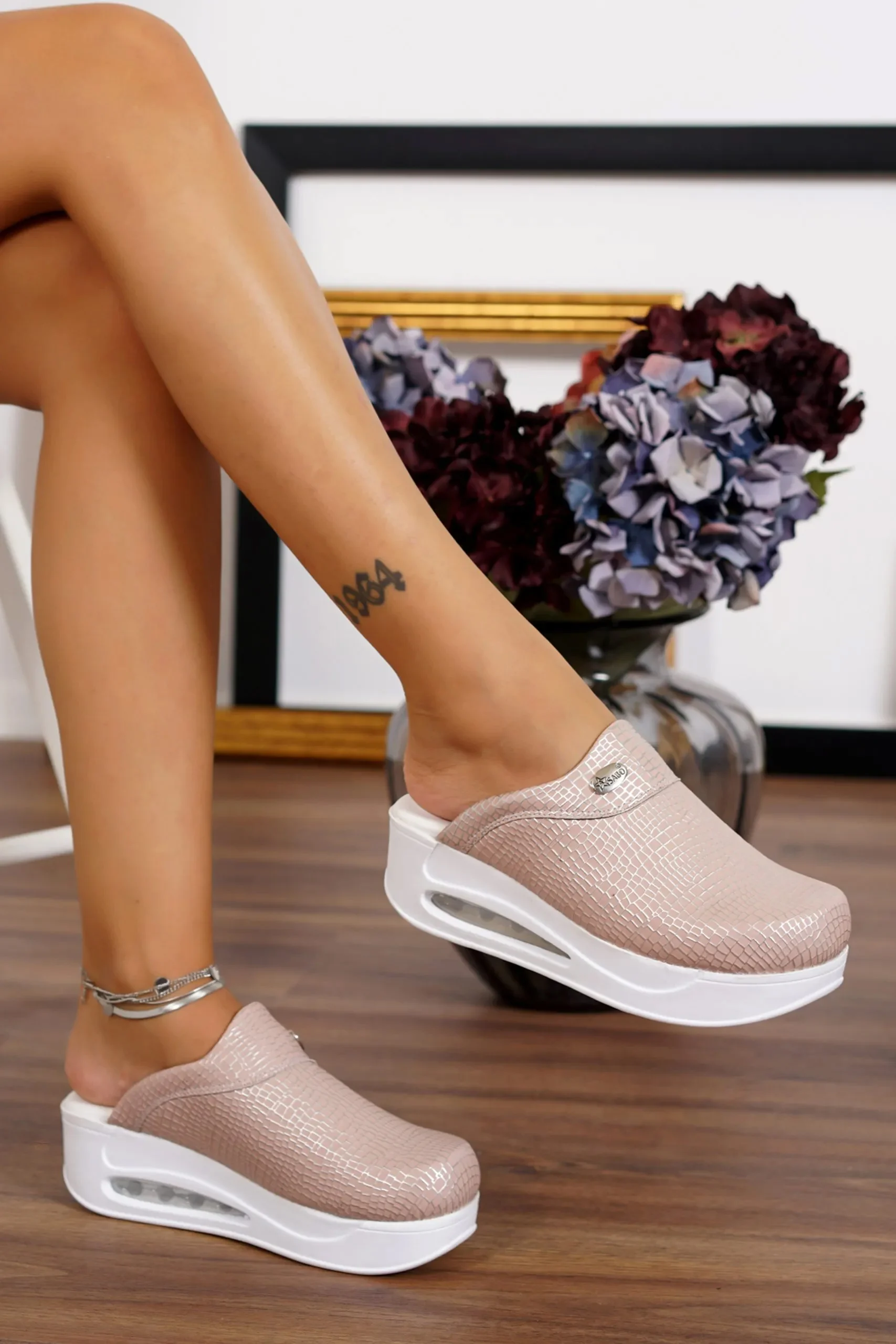 Orthopedic Women Slippers Sabot Medical Sabo House Sandals Nurse Doctor Hospital Casual Lux Quality Soft Comfort Anti-Slip Clogs