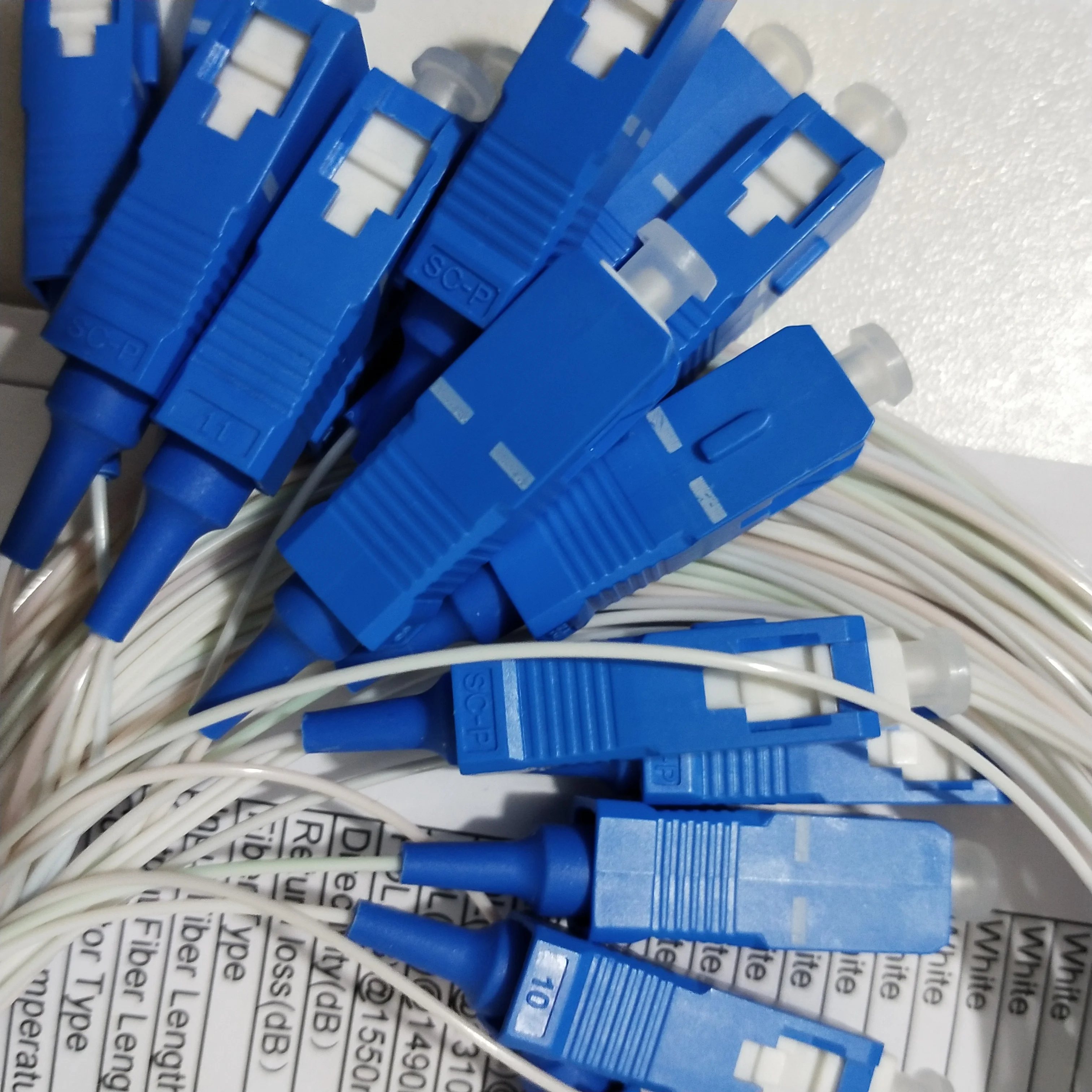 Оптоволоконный ПЛК-сплиттер 20 шт./лот 1x16 SC/upc Blue FTTH ПЛК-Сплиттер по заводской цене |