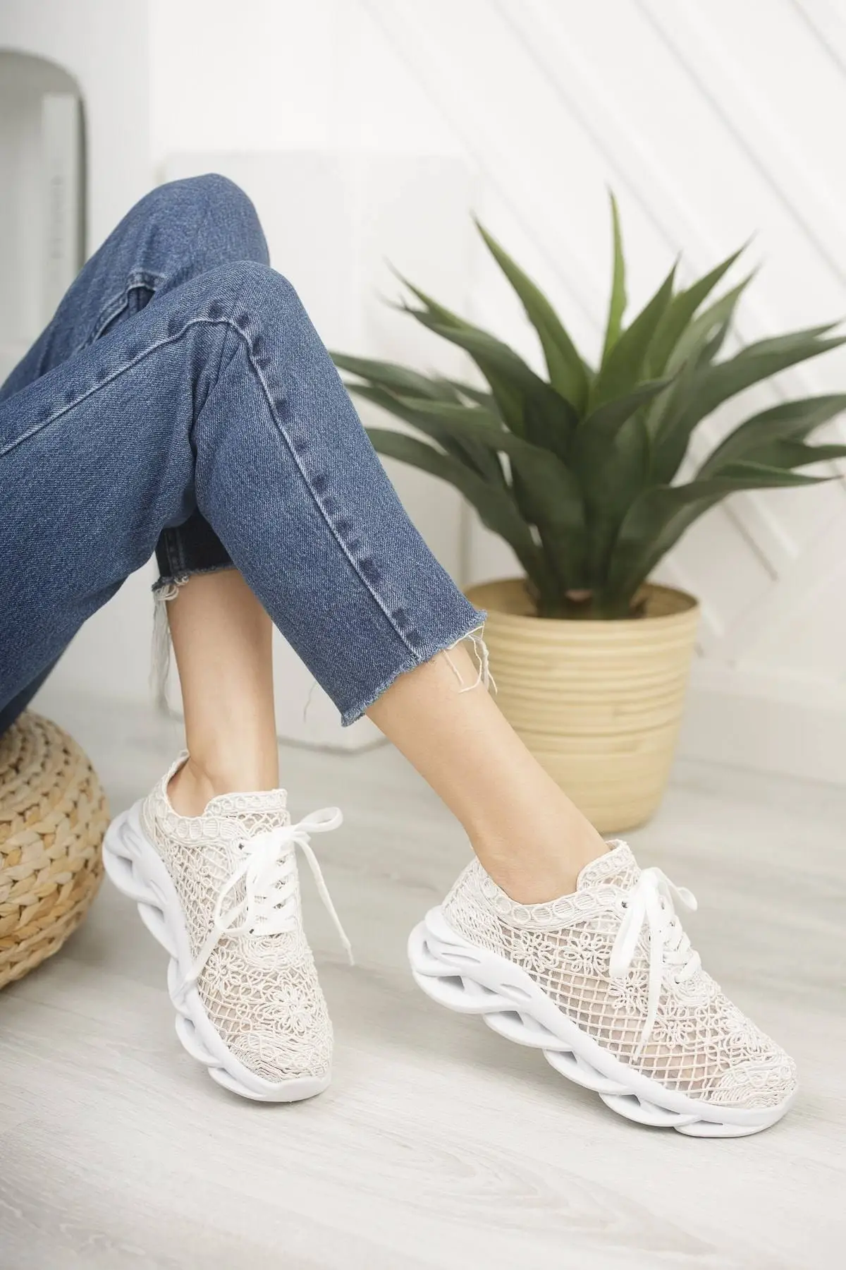 

Women's Gray Ruched Sports Shoes
