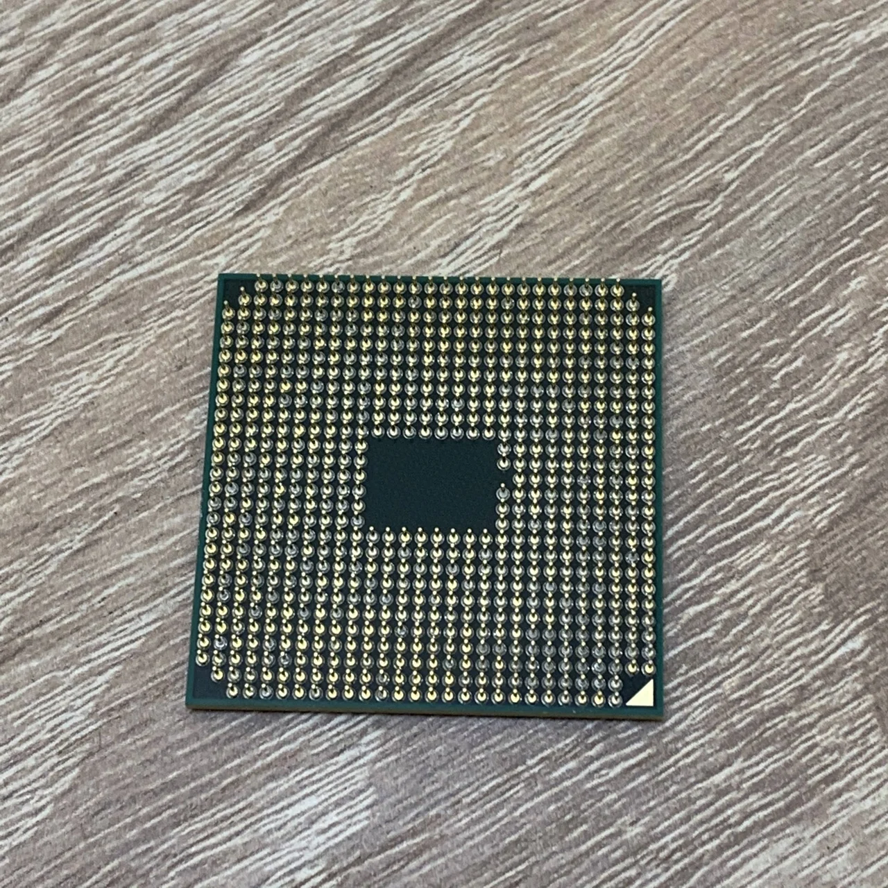 AMD A8-3500M 4 cores Socket FS1 1 5-2 4GHz | Компьютеры и офис