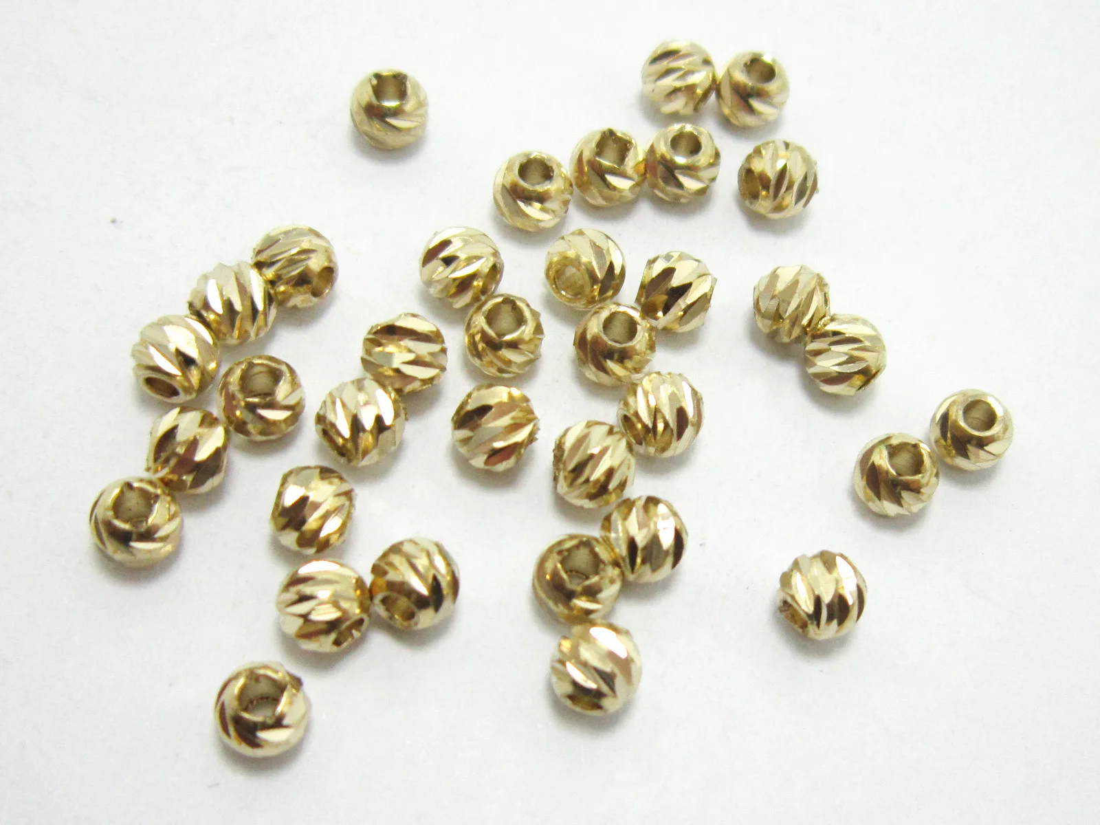 

100pcs Brass beads Round metal beads 3.8x3.3mm Brass spacer beads sliders brass beading findings -R1425