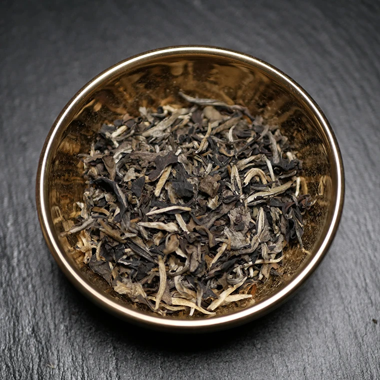 Китайский белый чай Юэ Гуан Бай Белый лунный свет| |