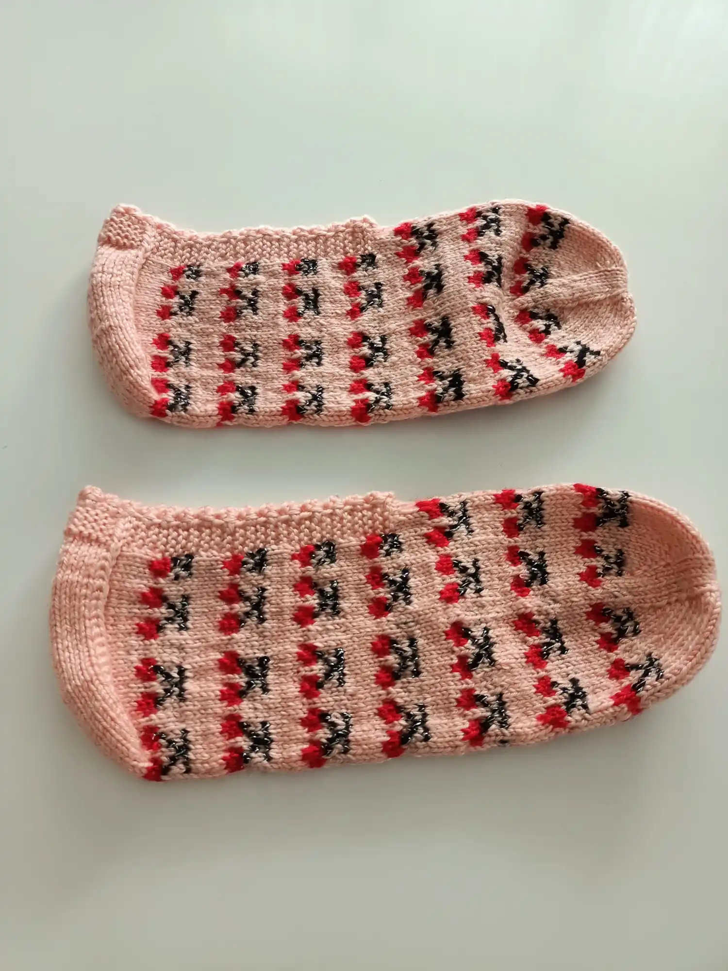 

Winter Booties Socks For Women And Girls Made İn Turkey With Local Handicraft These Products Keep the feet Warm And Are Used Ru