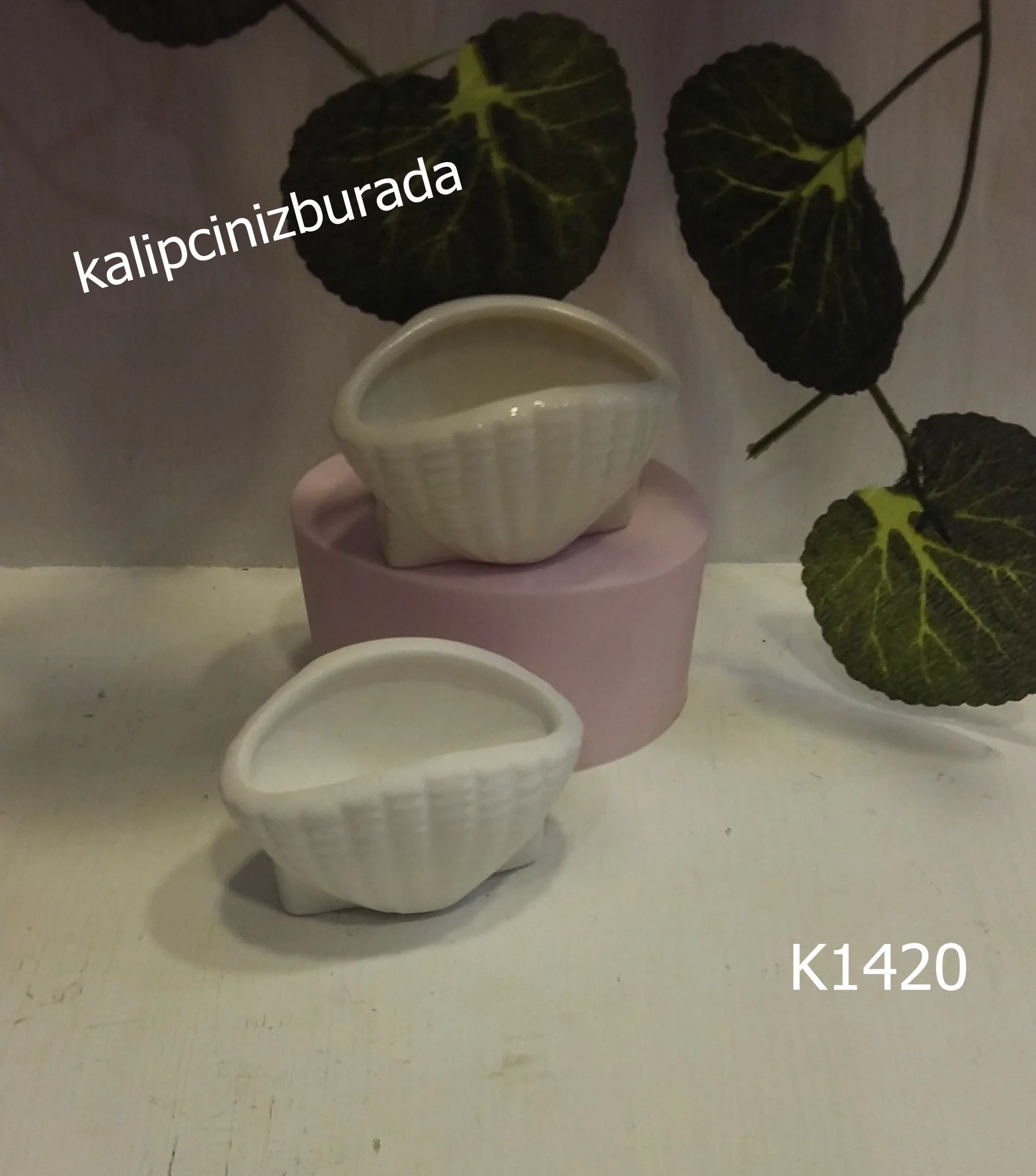 

Силиконовая форма для цветочных Горшков