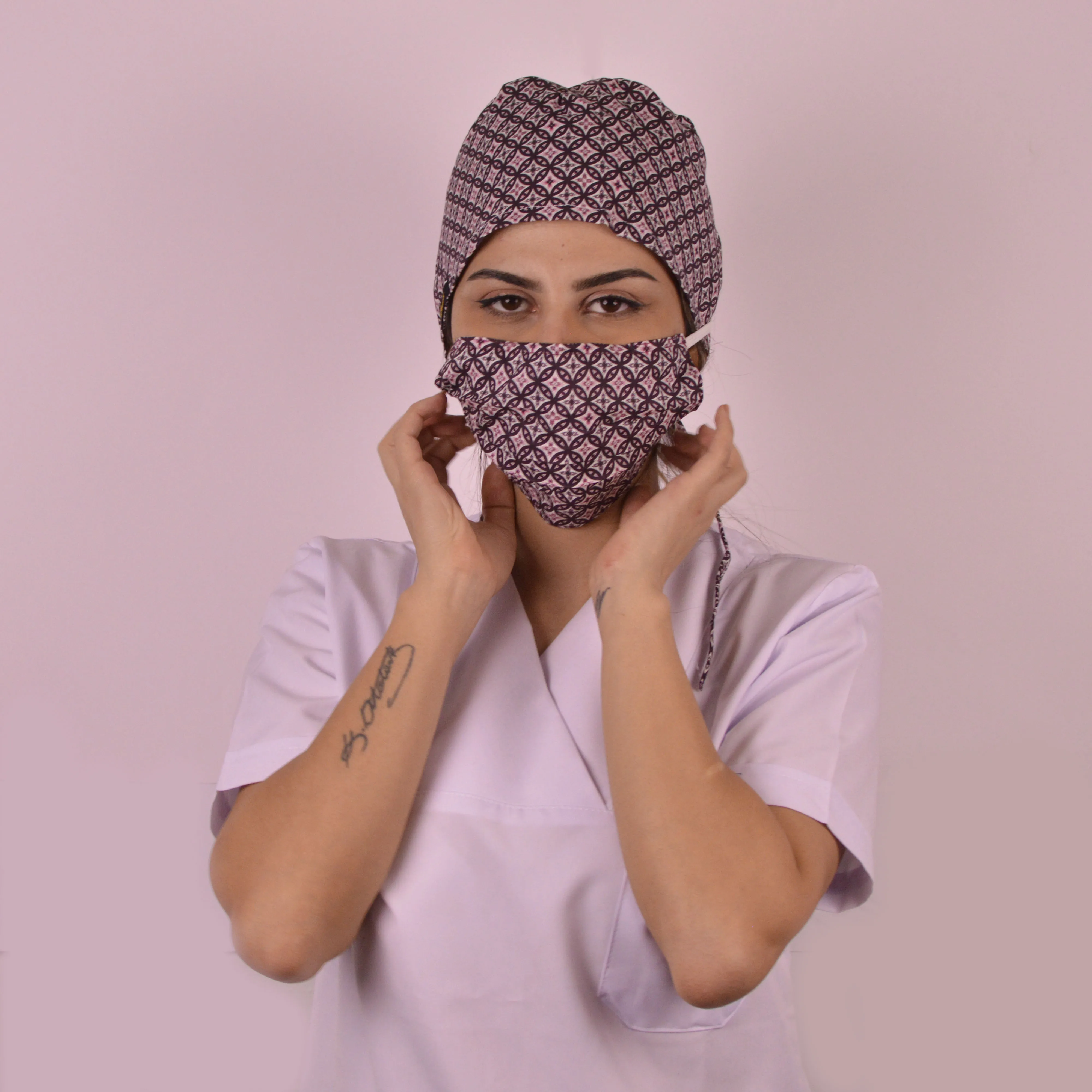 

Scrub caps for women,scrub caps with elastic tie back,Mask with filter pocket and nose wire,double layer mask,dental face mask