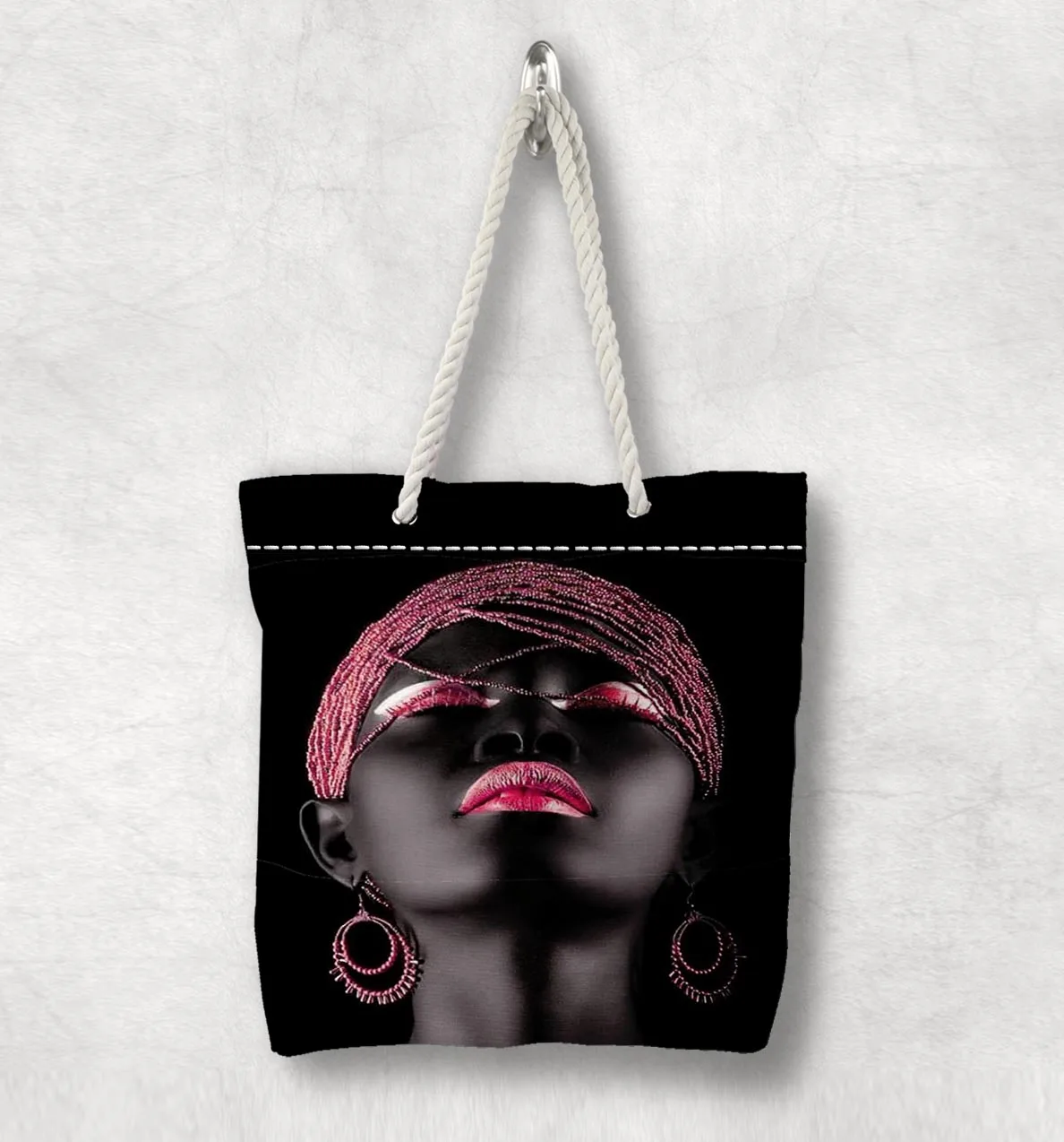 Еще черный девушка розовые волосы губы новое модное белое с веревочной ручкой