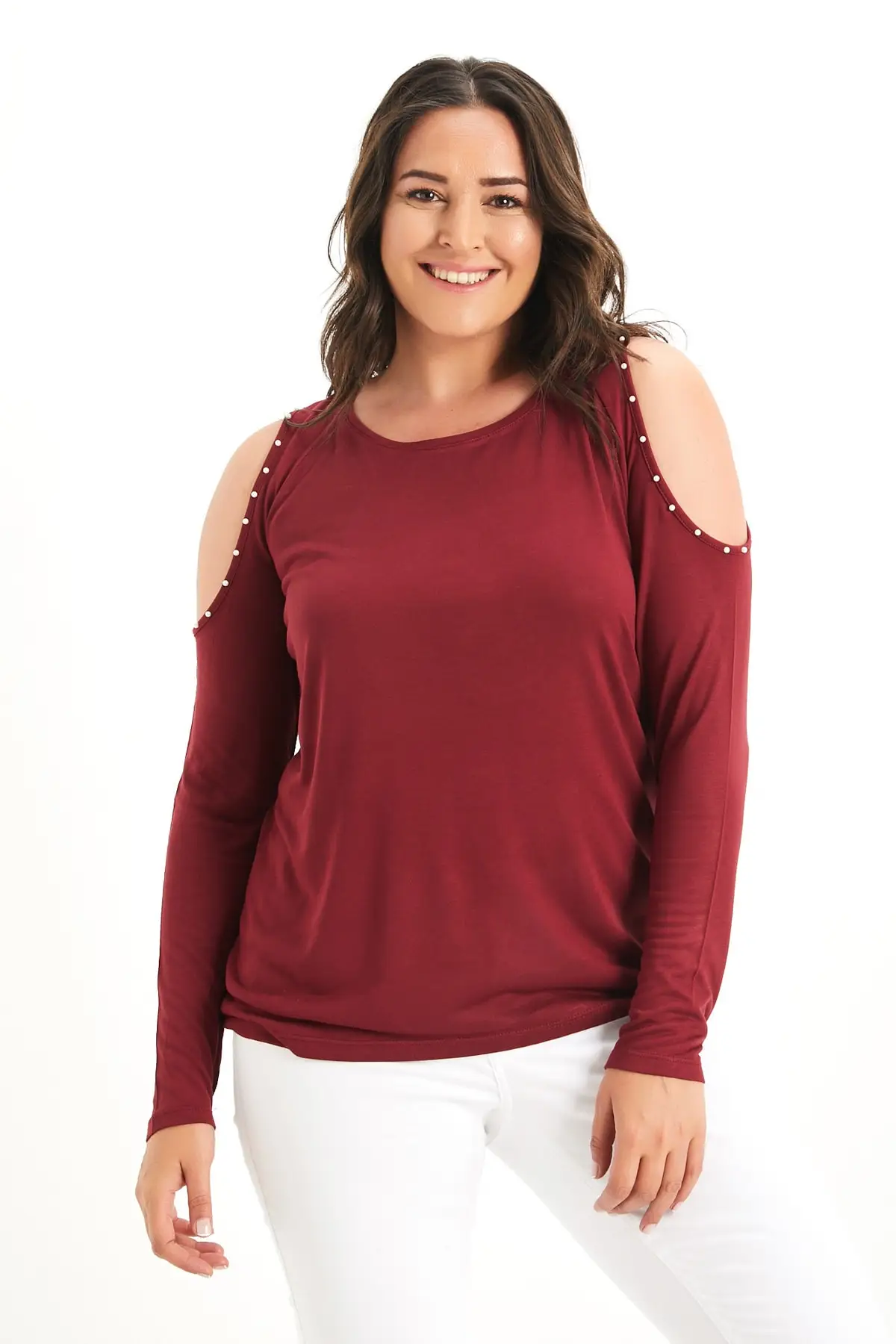 Женская блузка из вискозы Sans Textile с низким вырезом и жемчугом 26 N11506 |