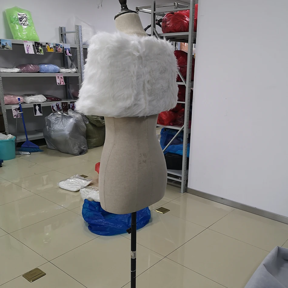 Fur Faux Winter Women Bridal Shawl Wedding Cape In Stock Cloaks Coat Jacket For Evening Party | Свадьбы и торжества