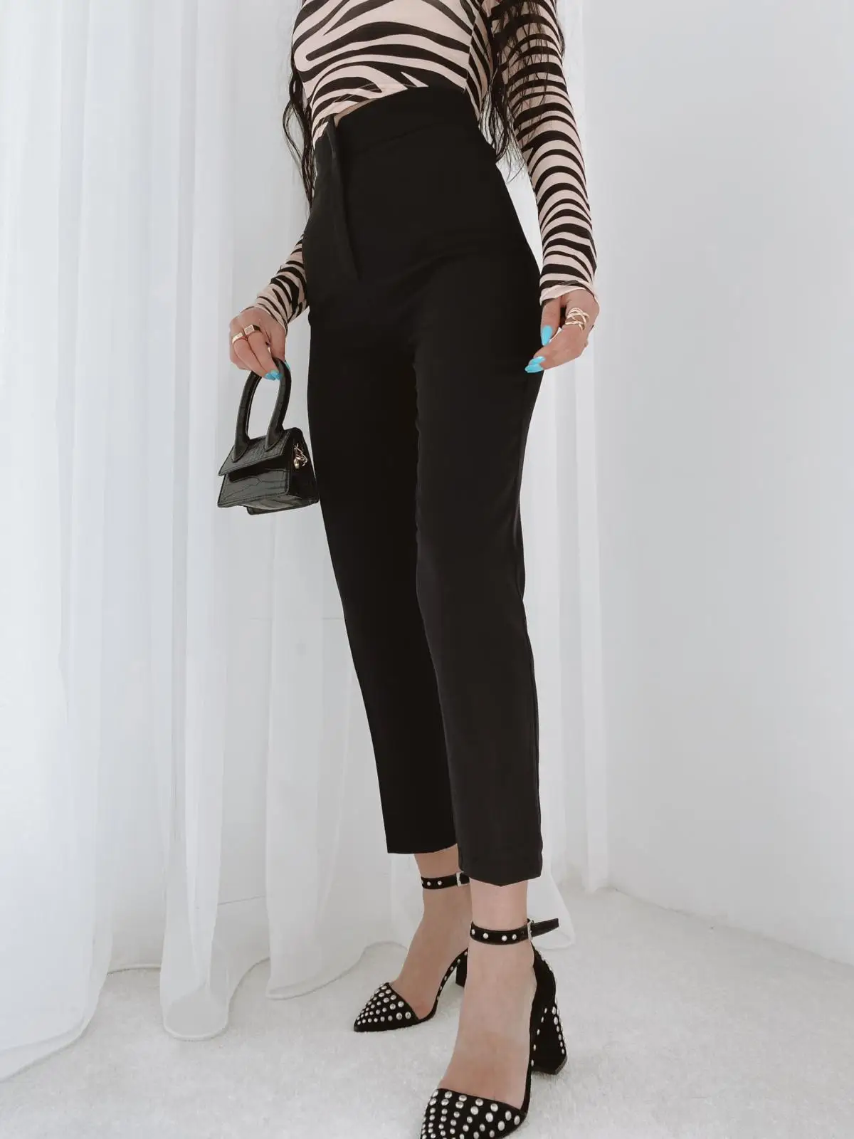

Women's Quality Style Trend Fashion Jeans High Waist Cigarette Pants