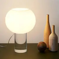 Italy's new glass table lamp designer bedroom bedside lamp model room Nordic art transparent decoration