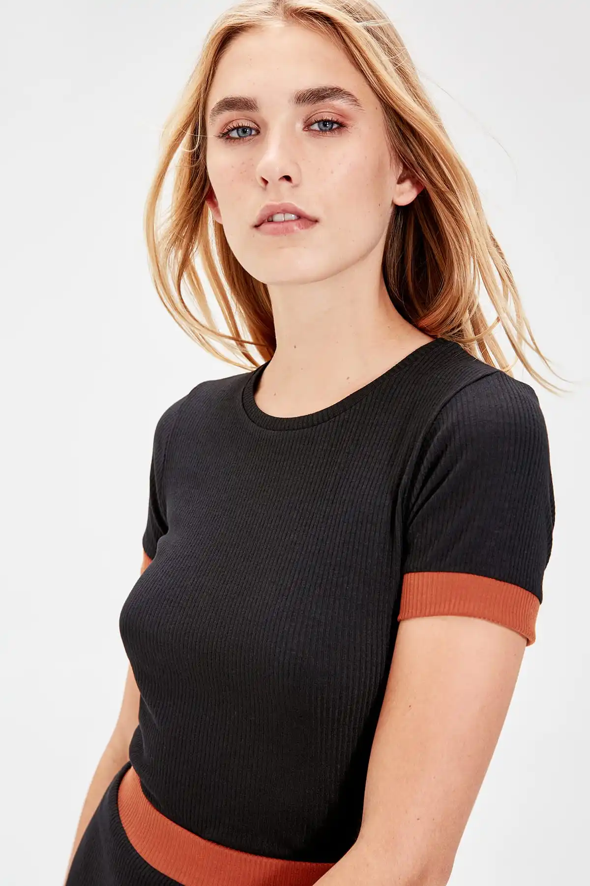 Черная трикотажная блузка TWOAW20BZ0186|Блузки| |