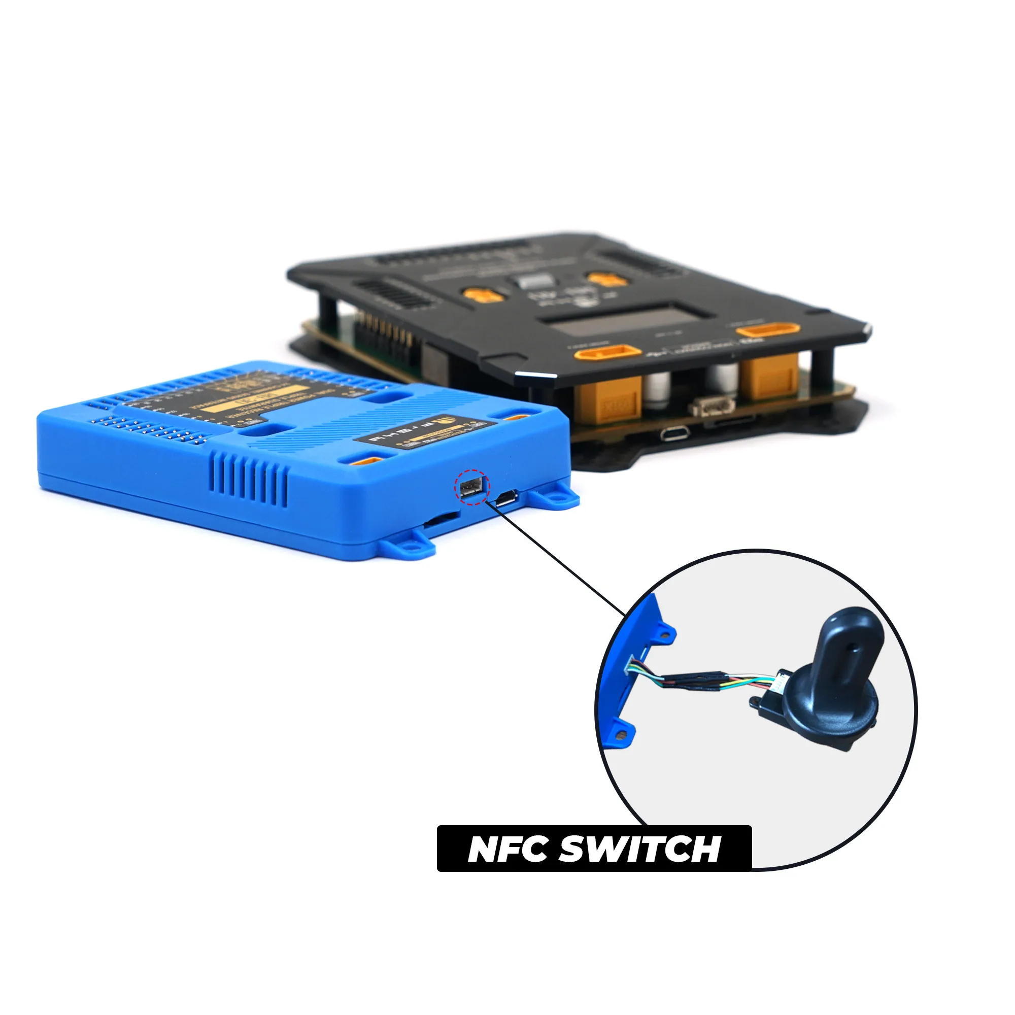 

FrSky RB30 Dual Power and Triple Receiver Redundancy Unit