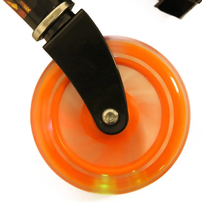 Самокат детский тормоз с искрами до 50 кг | Спорт и развлечения