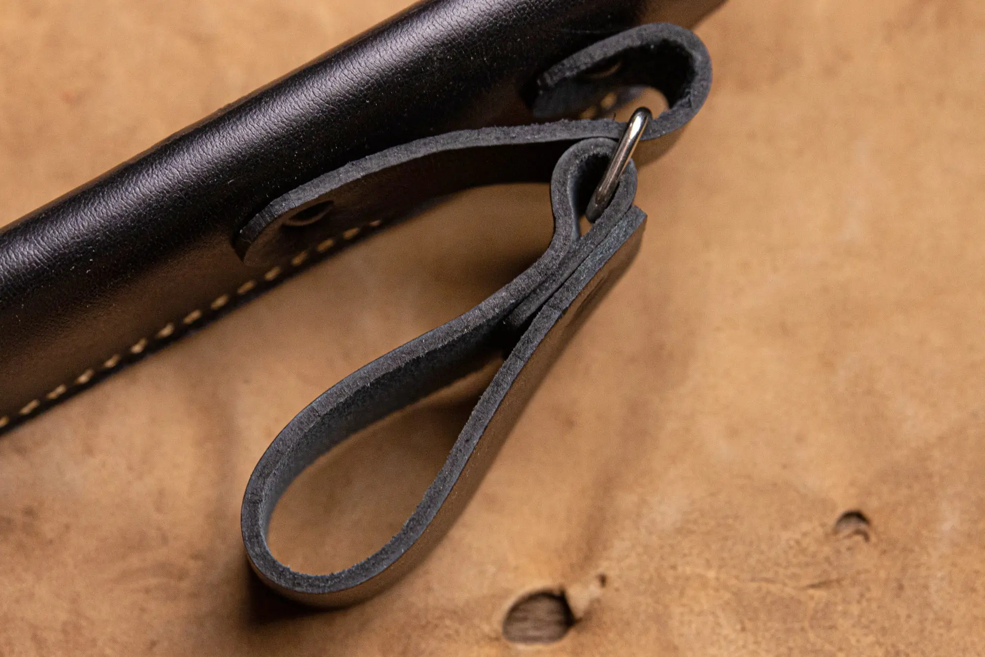 Вес ножен. Ножны кожаные для Senpai Kizlyar Supreme. Шнур резинка 4 мм для ножен - олива. Нож Пионер Кизляр Суприм. Кизляр Суприм штурм кожаные ножны.