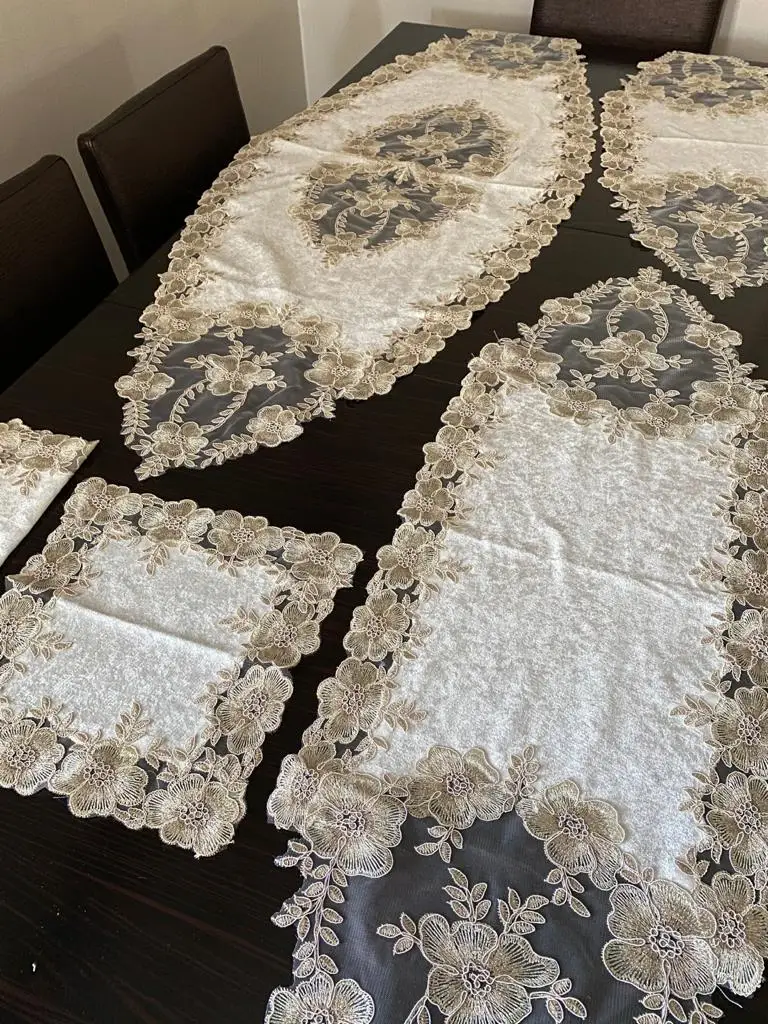 

5 Parça Fransız Dantelli Kadife салон Takımı