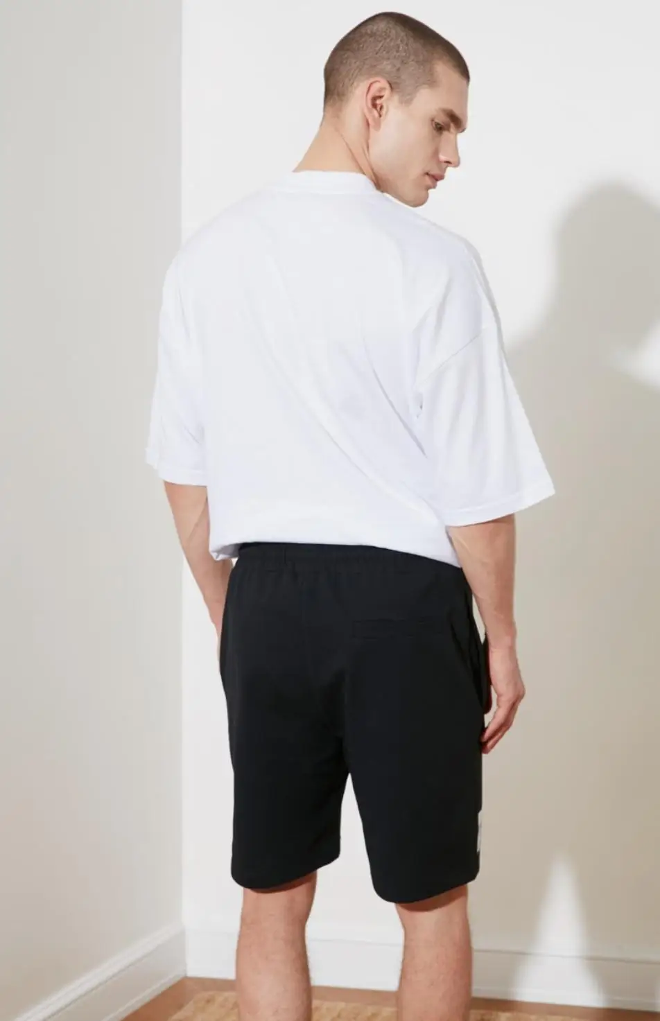

Siyah Erkek Regular Fit ort & Bermuda