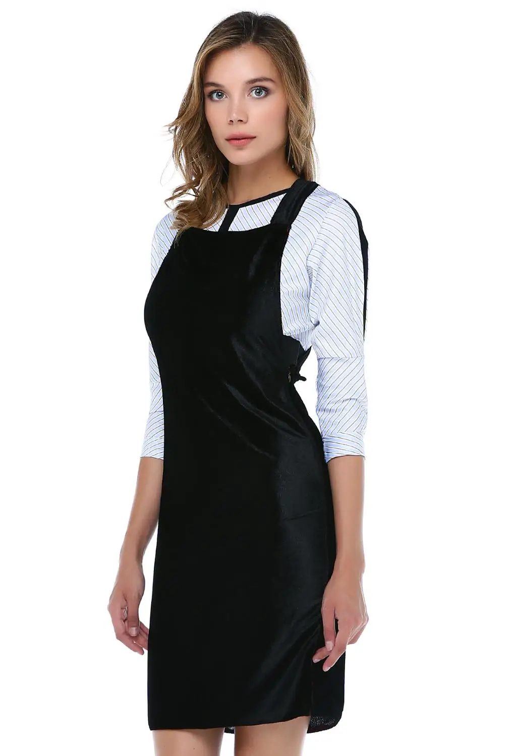 

TANTRONA Black velvet mini gilet with crossed straps