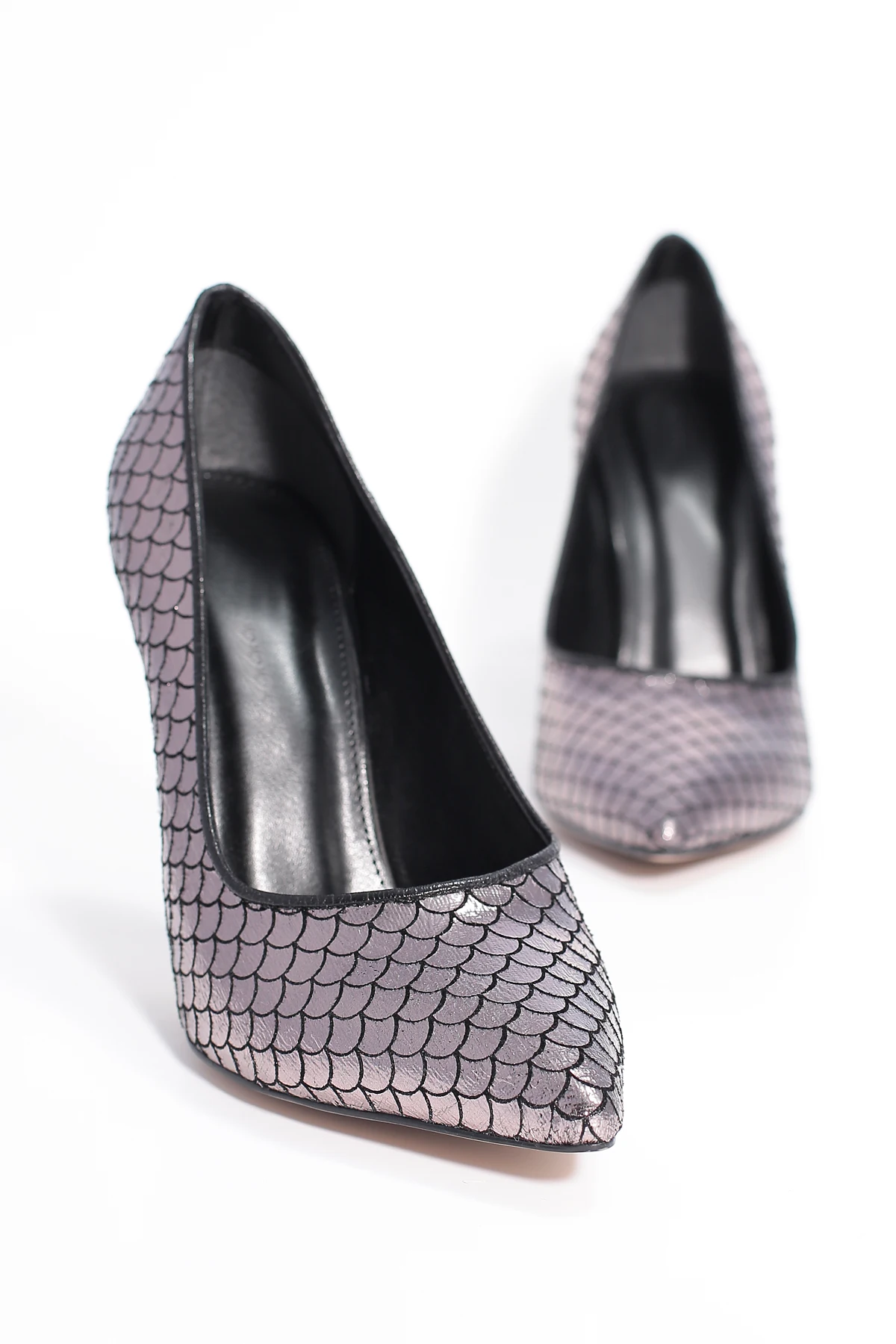 

Antirasit Gray Women 'S Classic High-Heeled Shoes