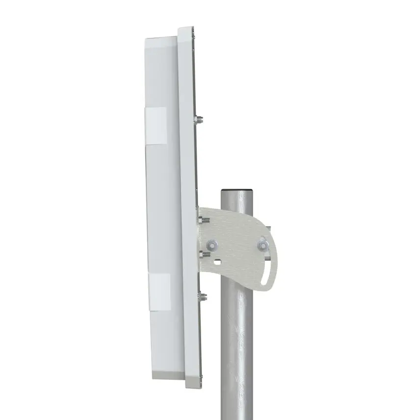 Широкополосная панельная антенна LTE800/GSM900/GSM1800/ UMTS900/UMTS2100/ WIFI2400/LTE2600 Антэкс Nitsa-5F MIMO
